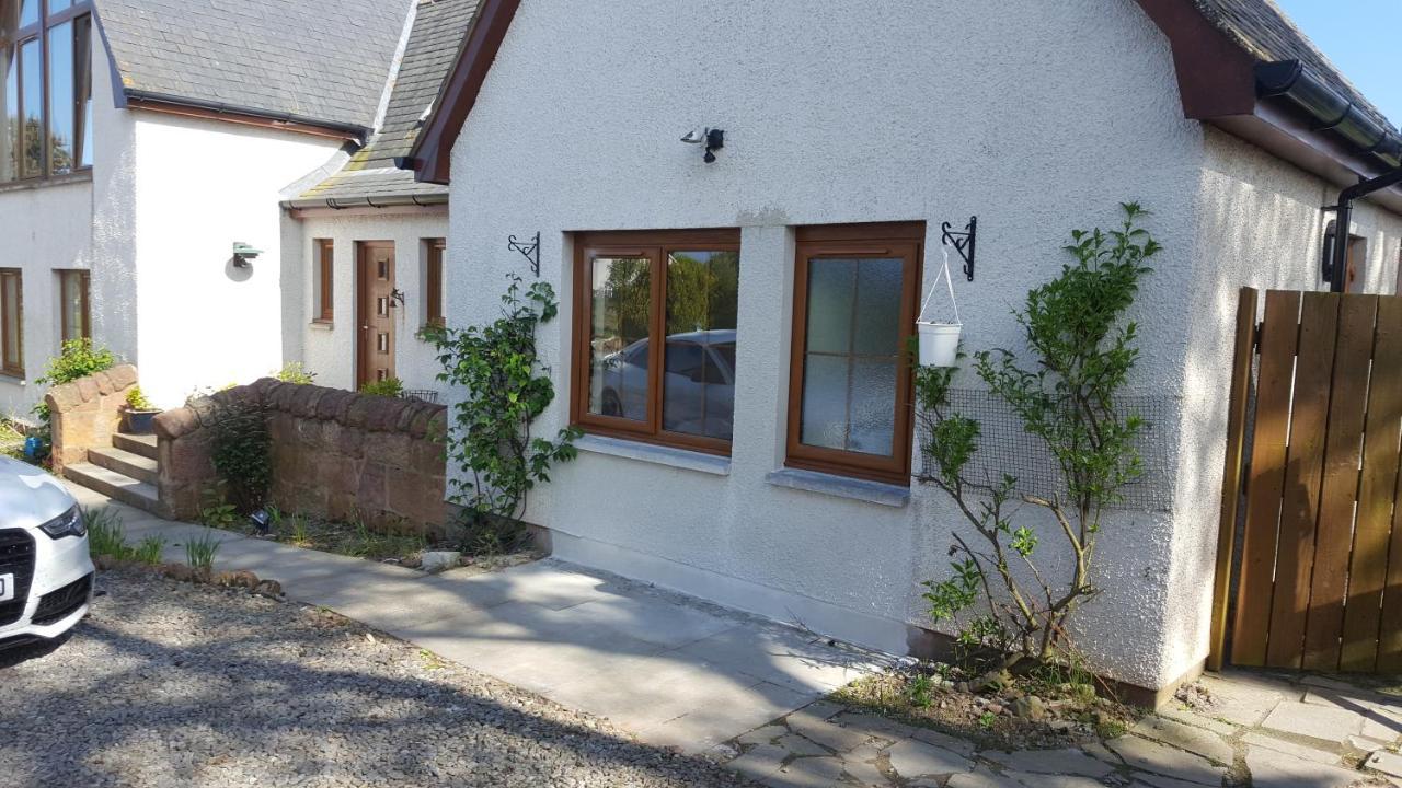 Canterra Cottage Tain Exteriör bild